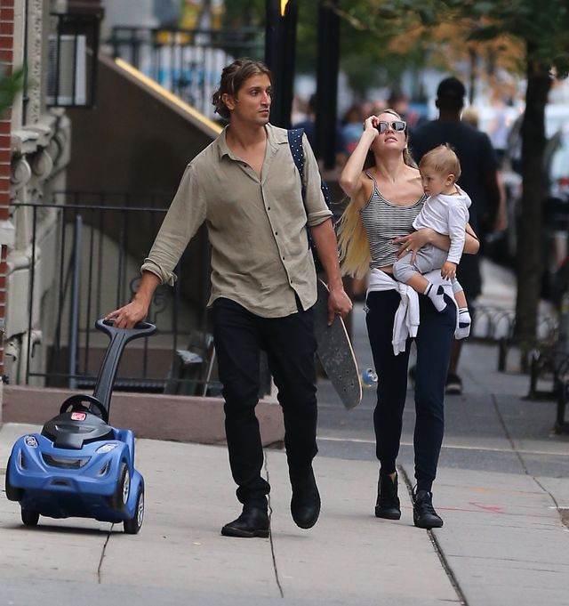 Teraz mama, a za miesiąc będzie powalać pięknym ciałem na pokazie VS