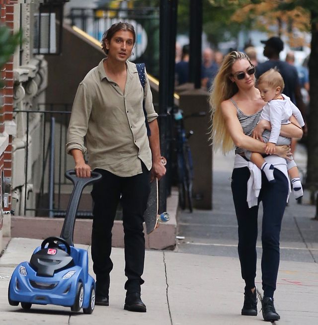 Teraz mama, a za miesiąc będzie powalać pięknym ciałem na pokazie VS