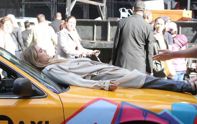 Cara Delevinge zrobiła zamieszanie na Mantattanie (FOTO) Cara Delevinge zrobiła zamieszanie na Mantattanie (FOTO)