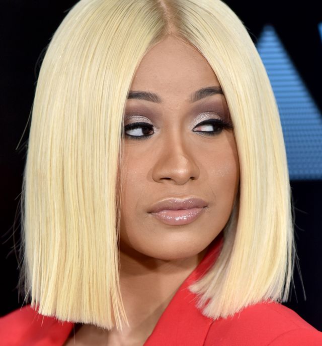 Cardi B w końcu pokazała CIĄŻOWY brzuch! I to w spektakularny sposób Cardi B w końcu pokazała CIĄŻOWY brzuch! I to w spektakularny sposób