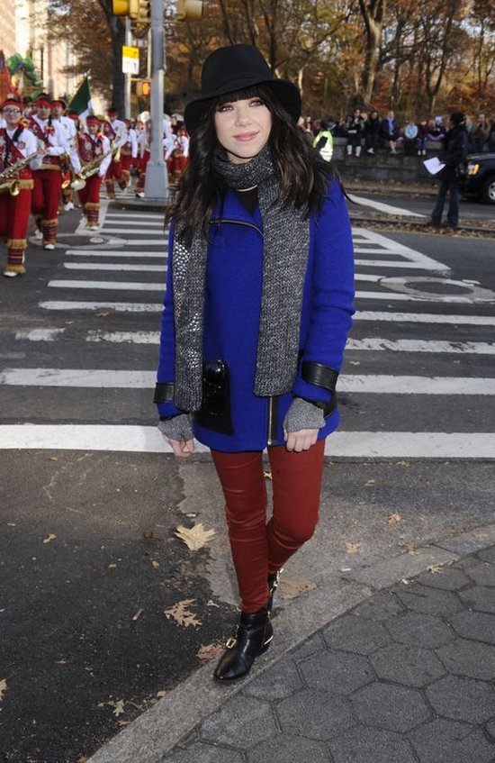 Za stara na błyskotliwy sukes? (FOTO) Za stara na błyskotliwy sukes? (FOTO)