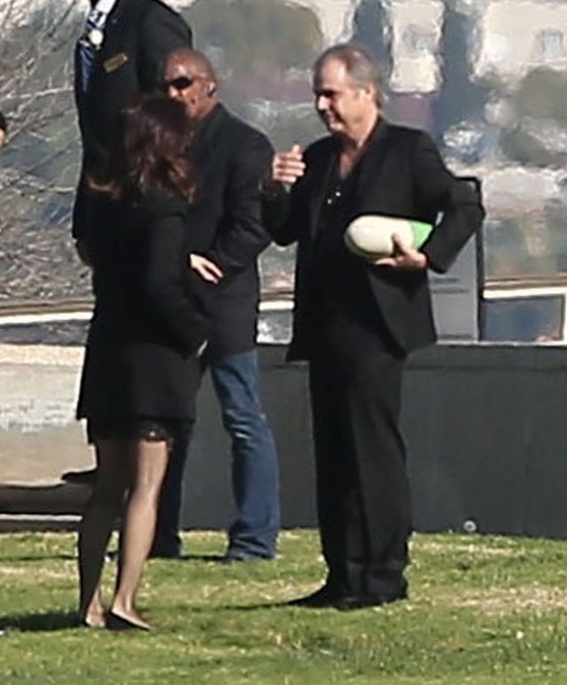 Nie uwierzysz, jaki kształt miała URNA z prochami Carrie Fisher