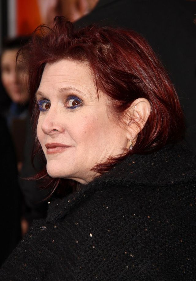 Nie uwierzysz, jaki kształt miała URNA z prochami Carrie Fisher
