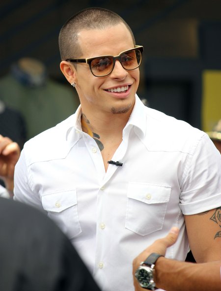 Casper Smart lubi masaż egzotyczny