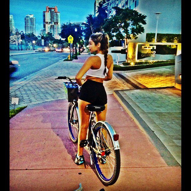 Chantel Jeffries - to z nią był Bieber przed aresztowaniem