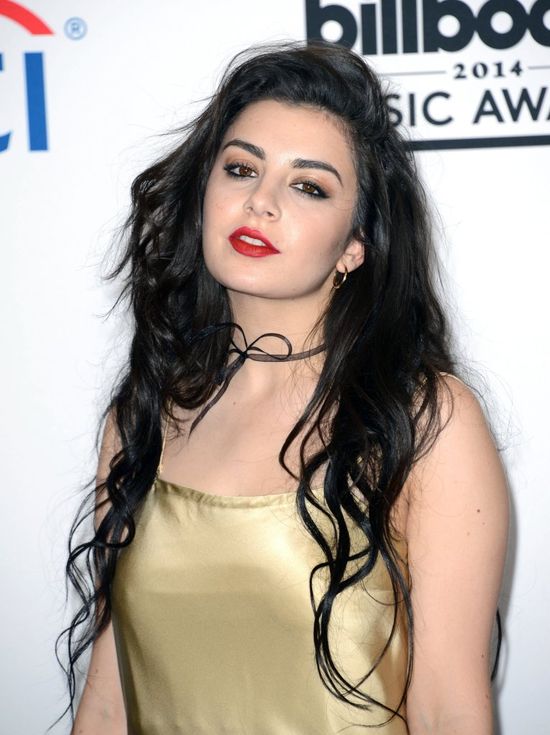 Charli XCX - chce być drugą Madonną? FOTO+VIDEO