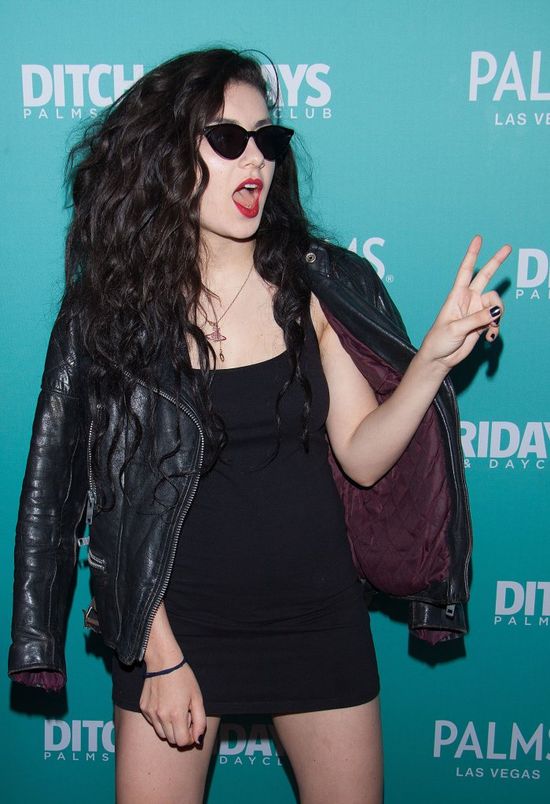 Charli XCX - chce być drugą Madonną? FOTO+VIDEO