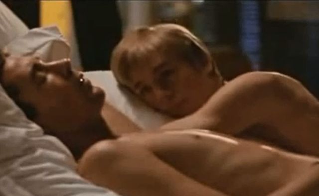 Jaki jest Charlie Hunnam w łóżku? (VIDEO)