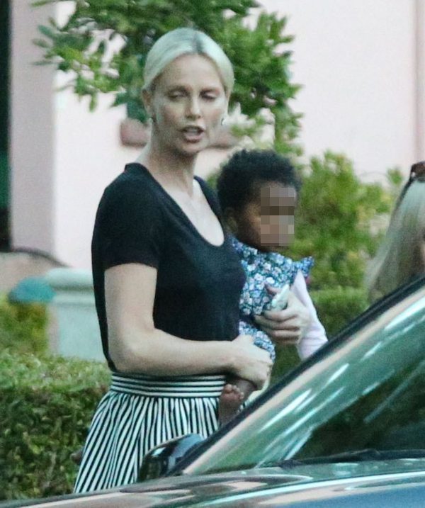 Charlize Theron z synem i córką (FOTO)