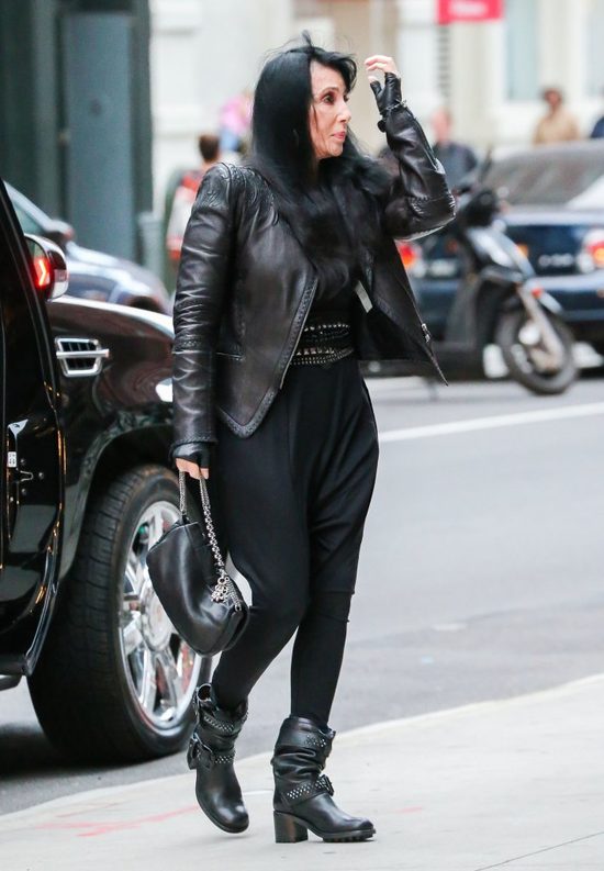 Czy Cher wygląda na śmiertelnie chorą? (FOTO) Czy Cher wygląda na śmiertelnie chorą? (FOTO)