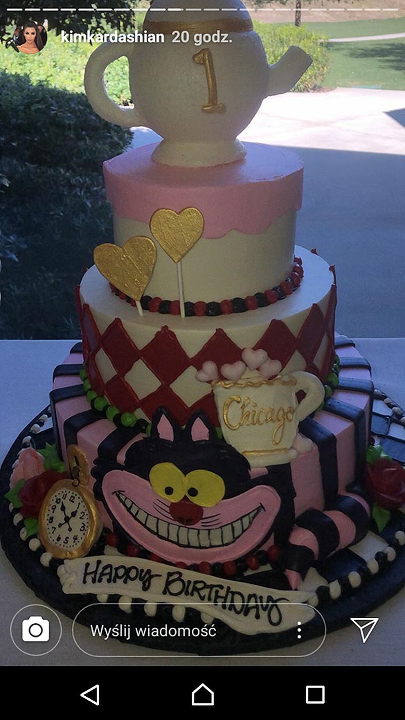 Kim Kardashian urządziła Chicago przyjęcie jak z Alicji w Krainie Czarów