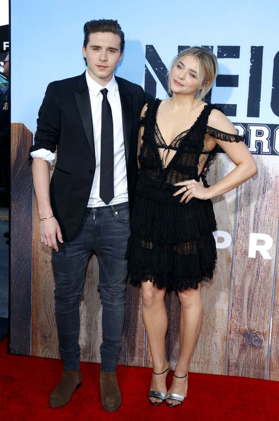 Brooklyn Beckham i Chloe Moretz zadebiutowali na czerwonym dywanie