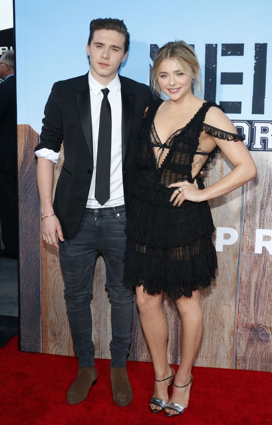 Brooklyn Beckham i Chloe Moretz zadebiutowali na czerwonym dywanie