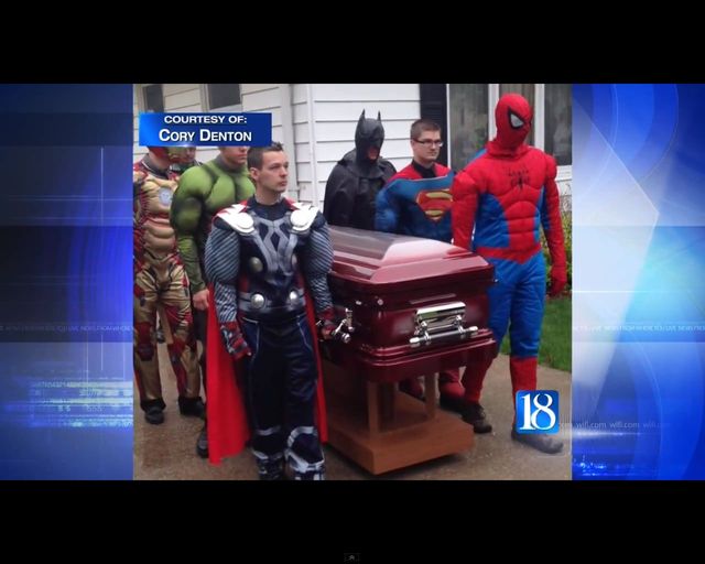 5-letniego fana komiksów żegnali Superbohaterowie [VIDEO]