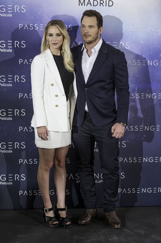 Chris Pratt i typowo kobiecy przedmiot. Chris, robisz to źle