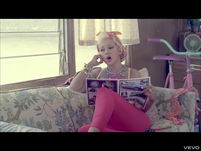 Wraca dawna Christina Aguilera [VIDEO]