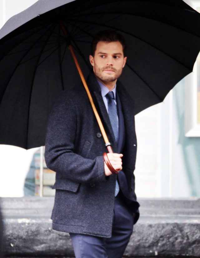 Ciemniejsza strona Greya - mamy zdjęcie POCAŁUNKU (FOTO)