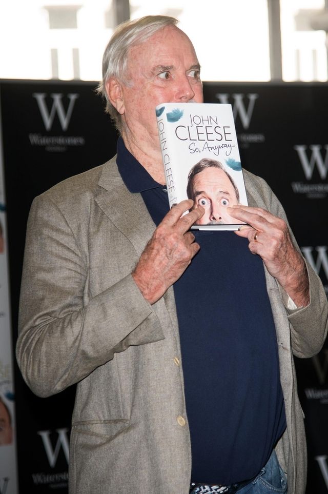 John Cleese z dystansem o swojej śmierci