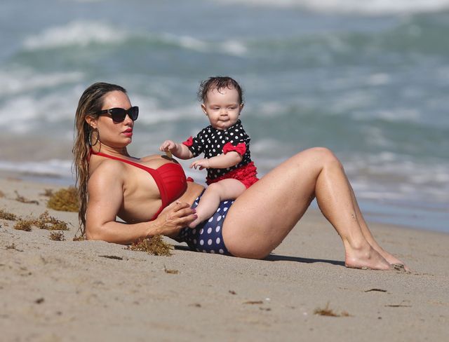 Coco Austin z córeczką Chanel podbijają Miami (FOTO)