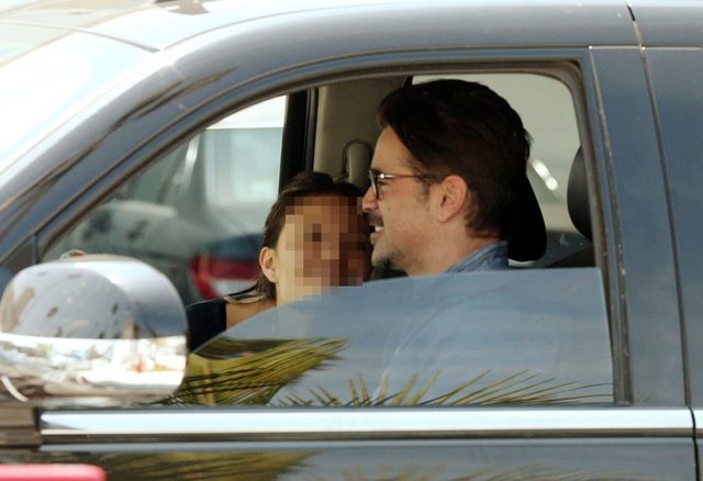 Colin Farrell całuje się w samochodzie z dziewczyną