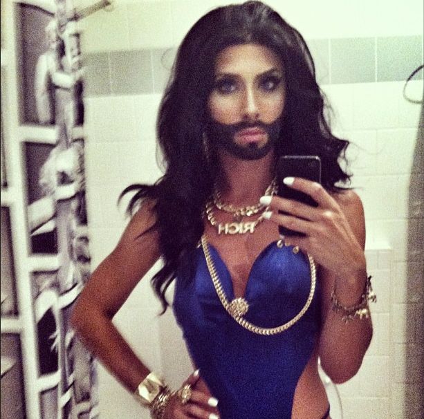 Jak wyglądała Conchita Wurst przed przemianą w kobietę? FOTO