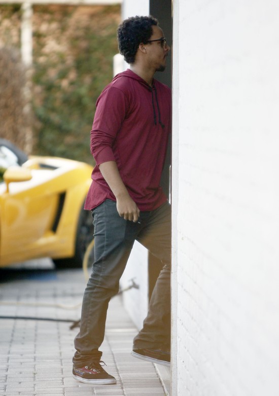 Connor Cruise (syn Toma Cruise'a) kupuje Lamborghini? (FOTO)