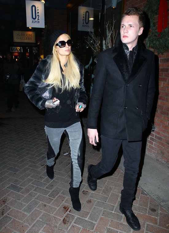 Brat Paris Hilton był w klinice odwykowej