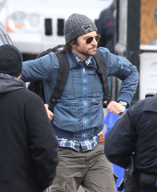 Bradley Cooper od dwóch lat mieszka z mamą