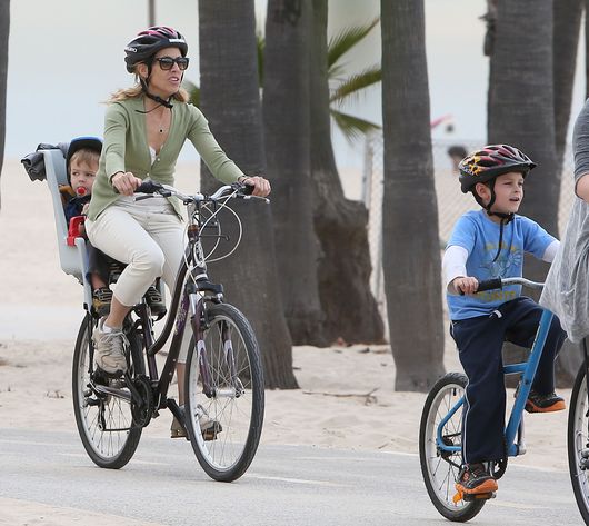 Sheryl Crowe krytykowana za milczenie w sprawie Armstronga