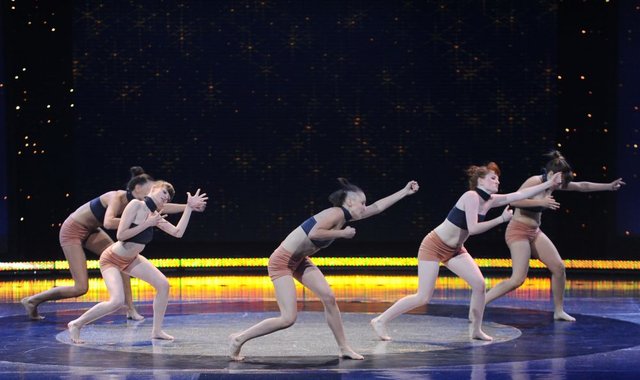 Tylko taniec: Ten upadek mógł być tragiczny w skutkach!