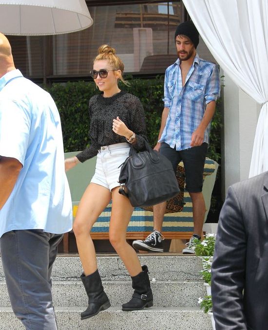 Wychudzona Miley Cyrus (FOTO)