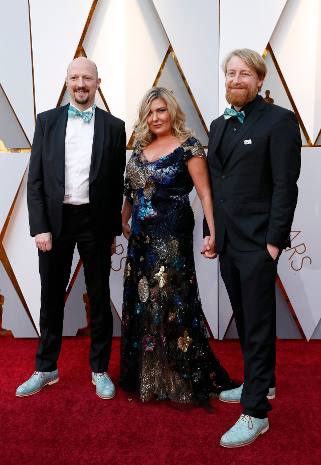 Kobiela w szokującej kreacji komentuje przegraną na Oscarach Kobiela w szokującej kreacji komentuje przegraną na Oscarach