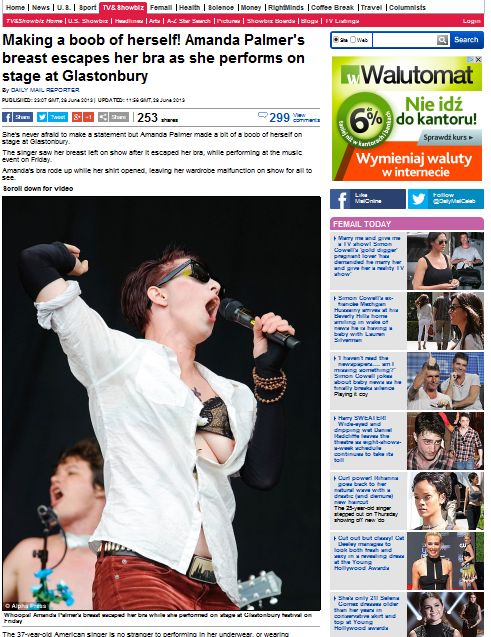 Amanda Palmer nago kpi z Daily Maila (VIDEO)