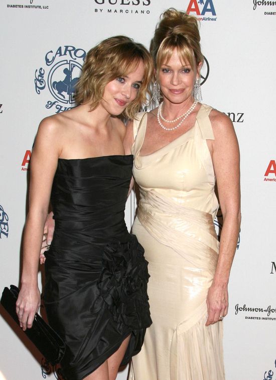 Charlie Hunnam i Dakota Johnson w 50-ciu twarzach Greya!