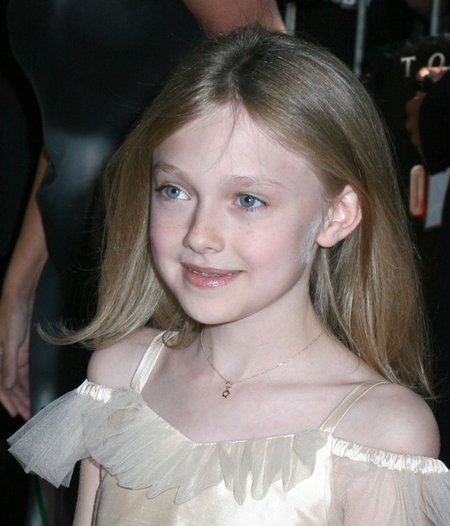 Dakota Fanning wyrosła i wyładniała (FOTO)