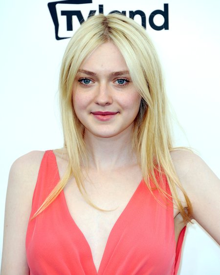 Dakota Fanning wyrosła i wyładniała (FOTO)