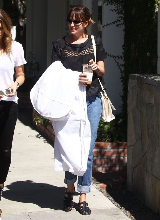 Tymczasem u Dakoty Johnson... (FOTO)