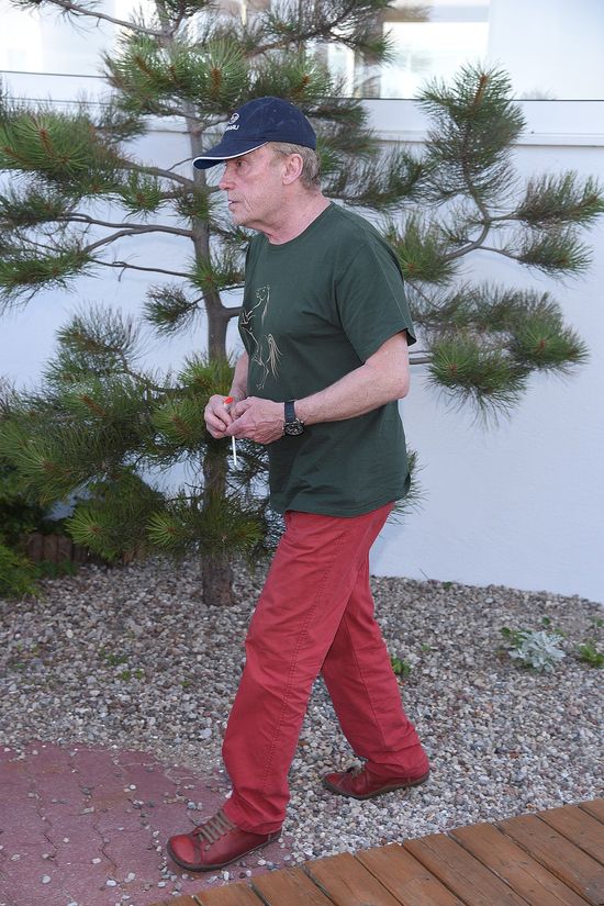 Olbrychski po aferze wypoczywa w Międzyzdrojach (FOTO)