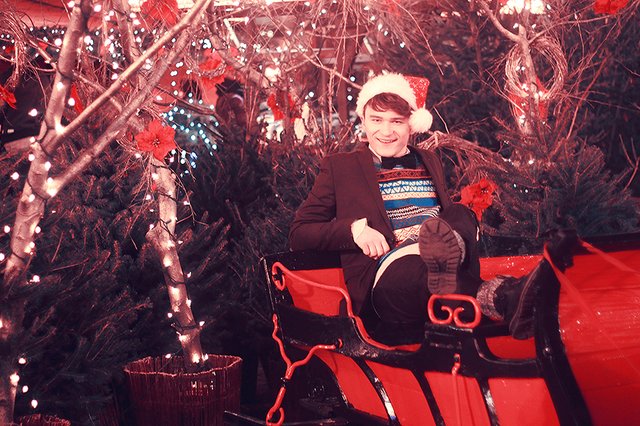 Dawid Deyv Rajfur z Mam Talent w świąteczne piosence (VIDEO) Dawid Deyv Rajfur z Mam Talent w świąteczne piosence (VIDEO)