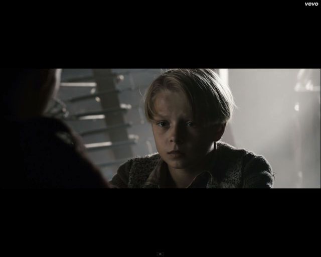 Zobacz nowy klip Dawida Podsiadło: 4:30 [VIDEO]