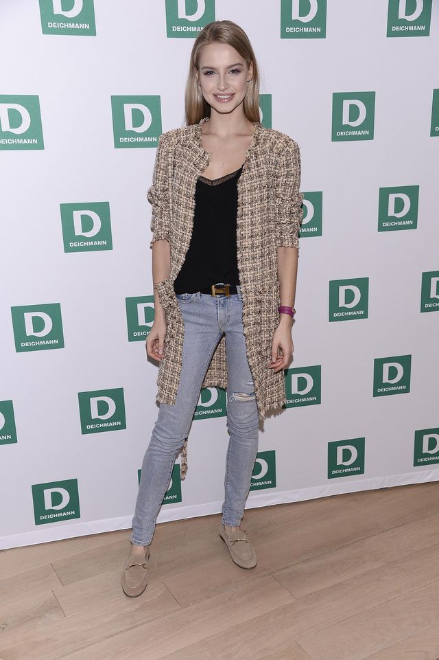 Gwiazdy i celebrytki pozują z butami - sezon 2018 rozpoczęty! (ZDJĘCIA) Gwiazdy i celebrytki pozują z butami - sezon 2018 rozpoczęty! (ZDJĘCIA)