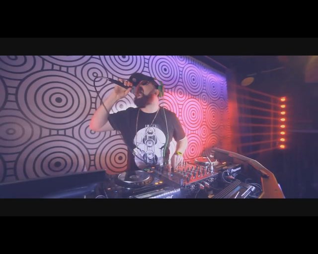 Di Dżej Mietek, pierwszy uczestnik Kto poślubi mojego syna 2