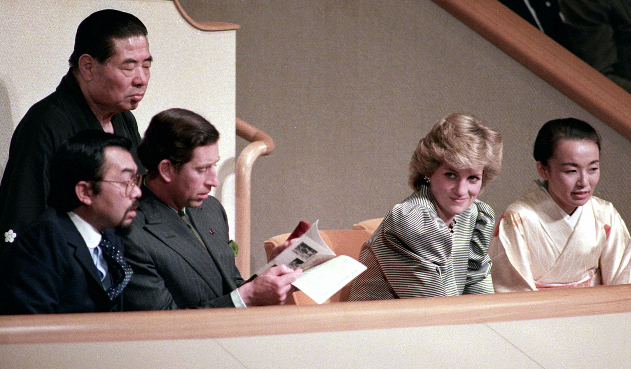 To, co wydarzyło się przed ślubem Diany i Karola powinno dać im do myślenia