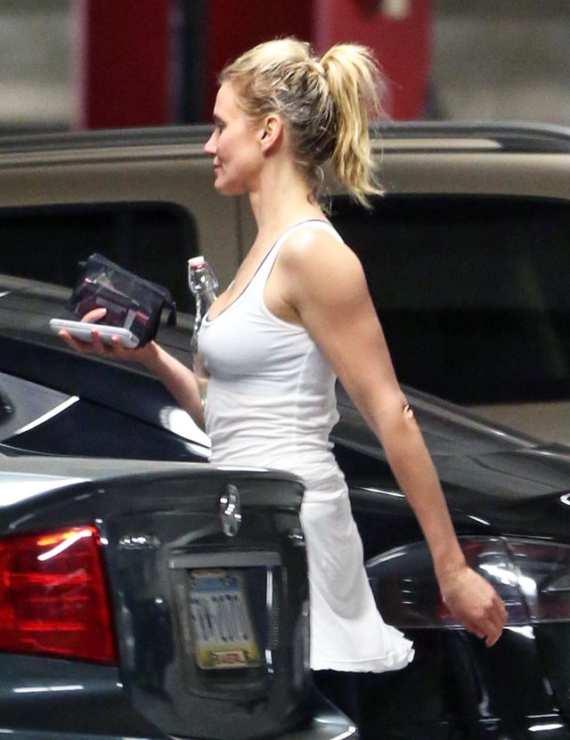 Cameron Diaz BEZ MAKIJAŻU pokazuje paparazzi, co mają zrobić