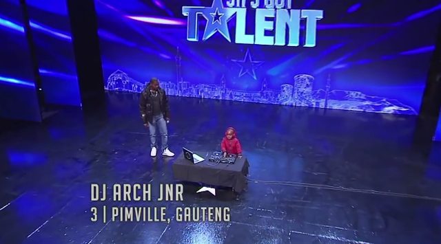 Genialny 3-latek czy ściema? [VIDEO]