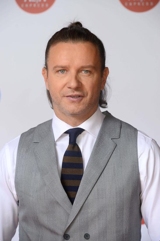 Doda wrzuciła na FB stare zdjęcie z Radkiem Majdanem (Facebook)