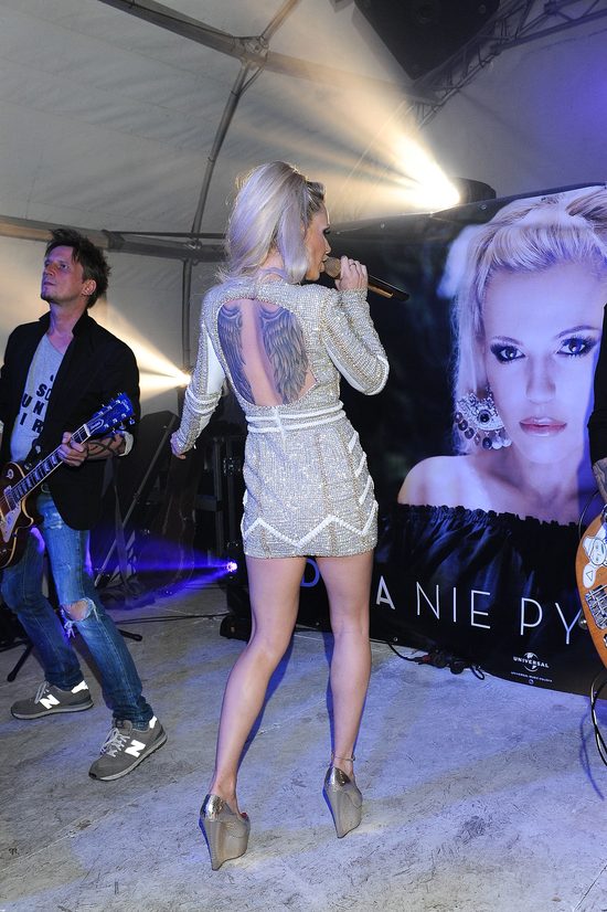  Doda z Emilem Haidarem na premierze nowego klipu DUŻO ZDJĘĆ