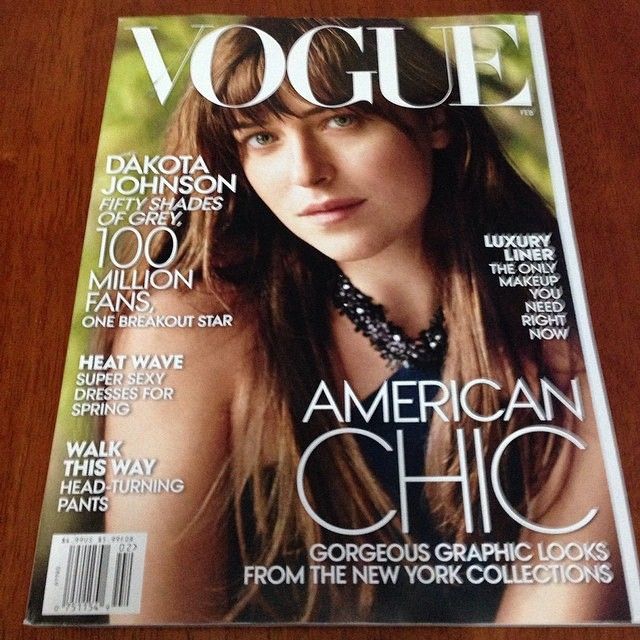 Dakota Johanson trafiła na okładkę Vogue'a! (FOTO) Dakota Johanson trafiła na okładkę Vogue'a! (FOTO)