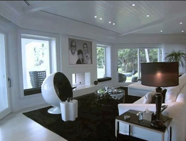 Celine Dion sprzedaje swój dom na Florydzie (VIDEO) Celine Dion sprzedaje swój dom na Florydzie (VIDEO)