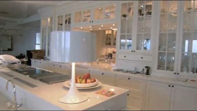 Celine Dion sprzedaje swój dom na Florydzie (VIDEO) Celine Dion sprzedaje swój dom na Florydzie (VIDEO)